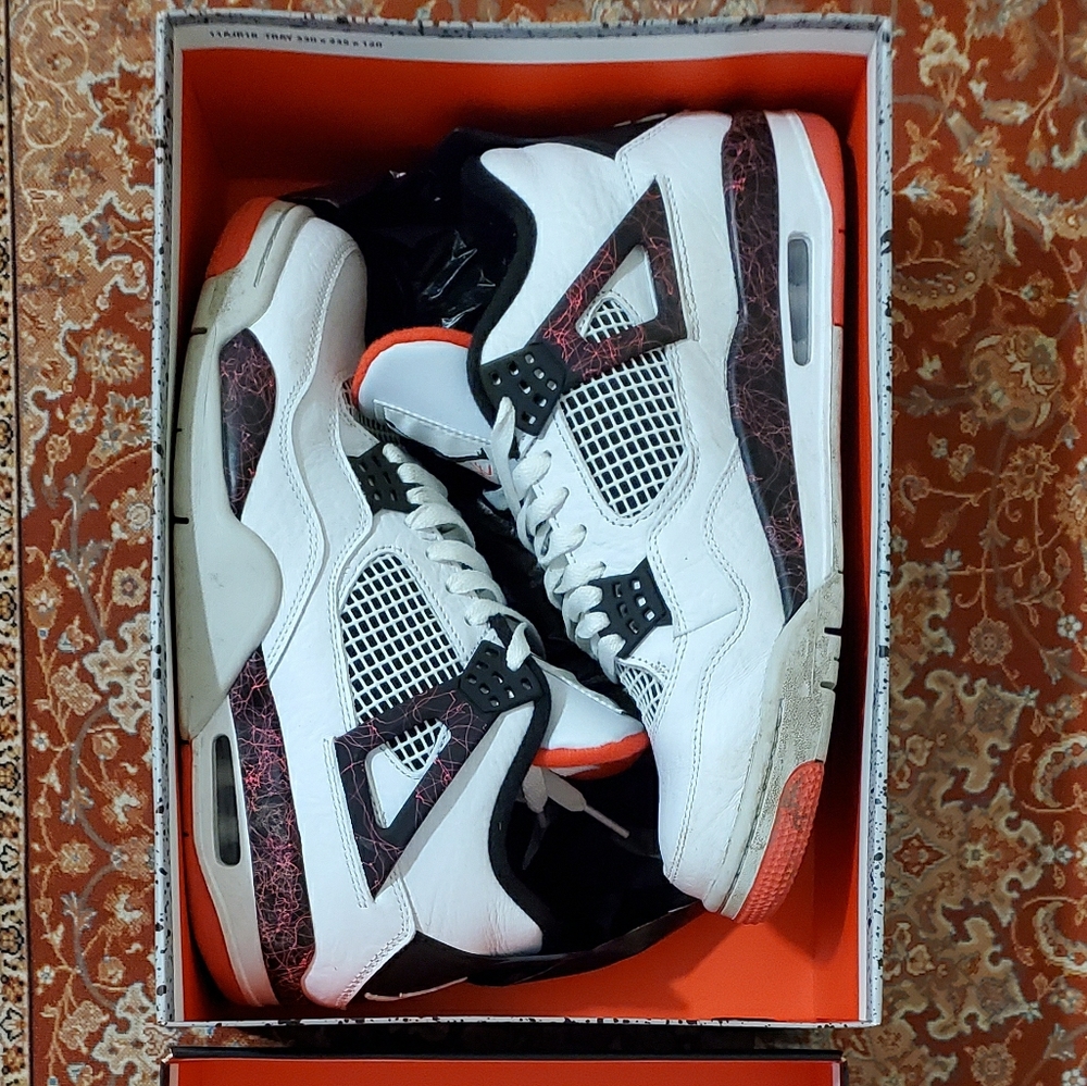 Air Joran 4 Retro Flight Nostalgia